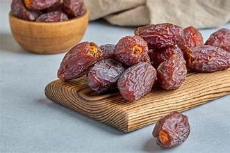 Kagur Dates